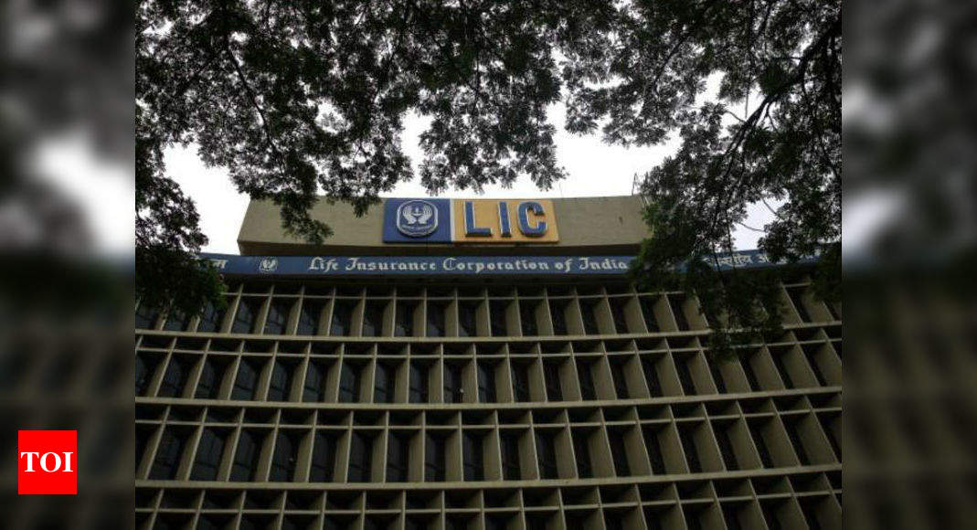 Centre to list LIC by end of current fiscal, says government official