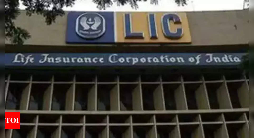 LIC Share Price: LIC stock down over 21% since listing, Share under selling pressure as anchor investor lock-in period ends today | India Business News