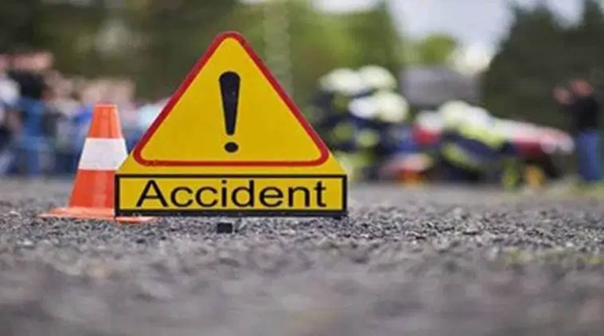 delhi road accidents, delhi Bus accident, delhi auto accident, Delhi news, New Delhi, Indian Express, current affairs