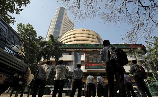 Indian Equities Top Asian Markets, Robust Economic Growth Drives Optimism